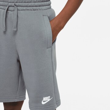 Nike Sportswear Strój do biegania w kolorze szary