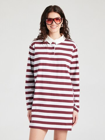 Abito di Miss Selfridge in rosso: frontale