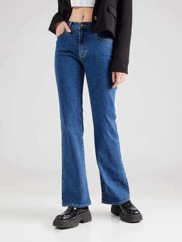 Abrand Boot cut Jeans '95 BELLA' in Blue: front
