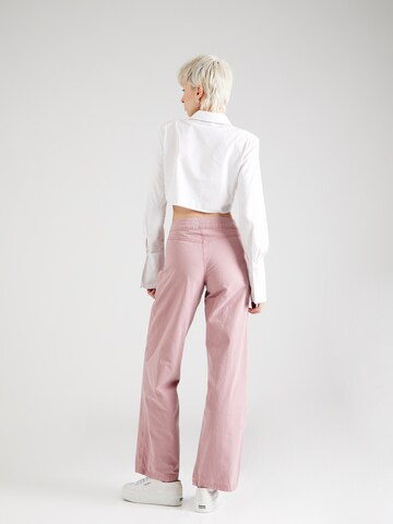 Regular Pantaloni de la TOPSHOP pe roz