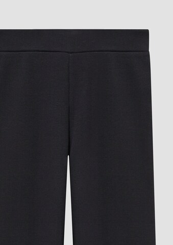 s.Oliver Regular Trousers in Black