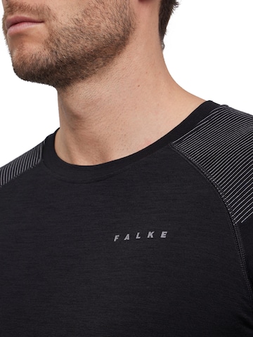 FALKE Base Layer 'Backpack-Ready'‌‌‌‌‌‌‌‌ in Schwarz