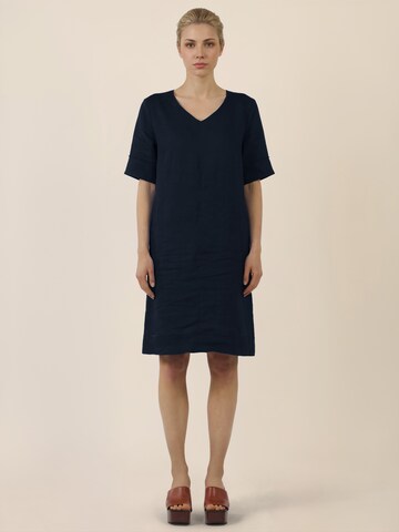 APART Kleid in Blau: Vorderseite