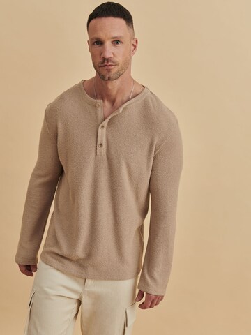 DAN FOX APPAREL - Pullover 'Arian' em castanho: frente