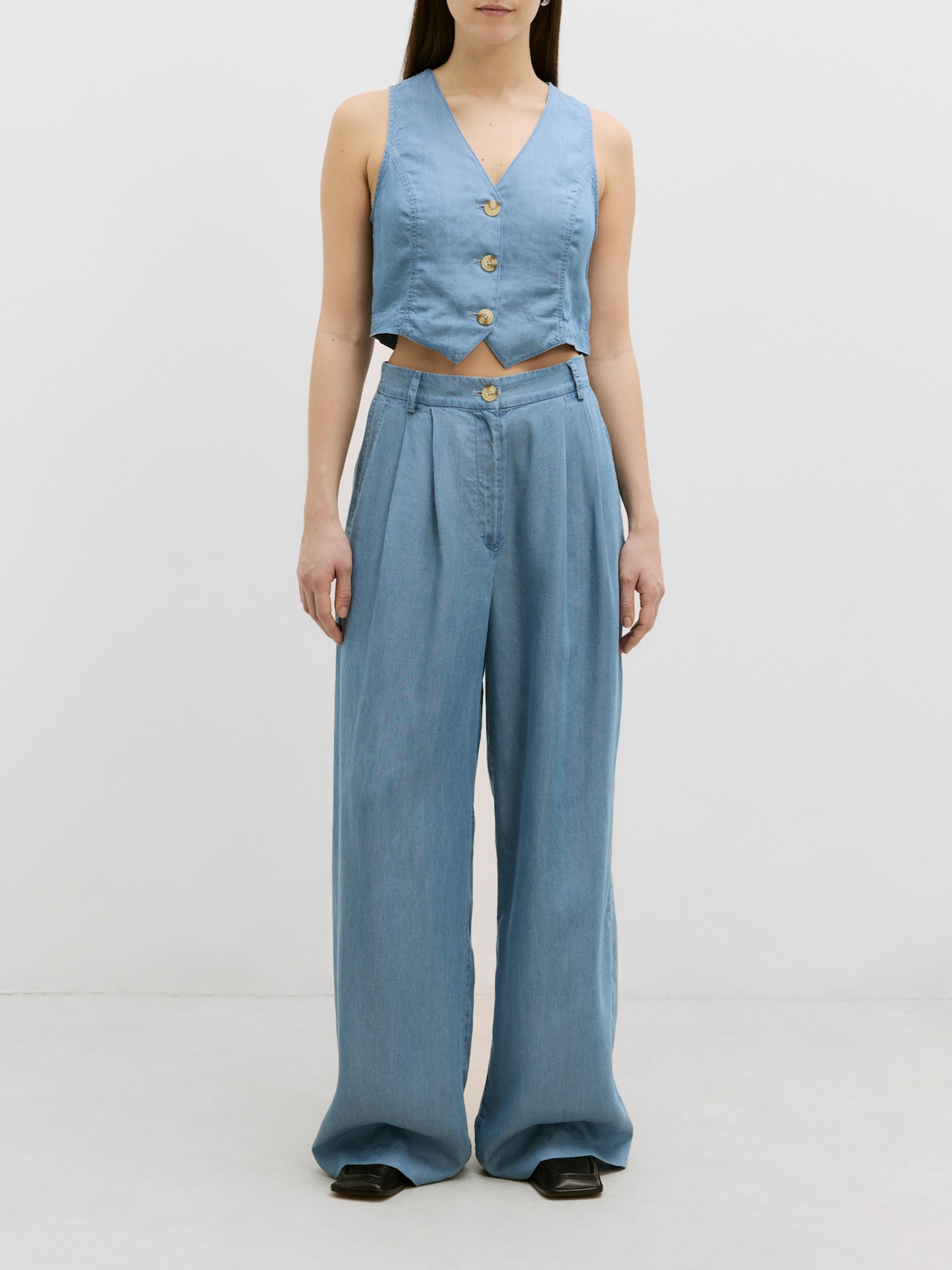 EDITED Produkte Weste 'Nakita' blue denim