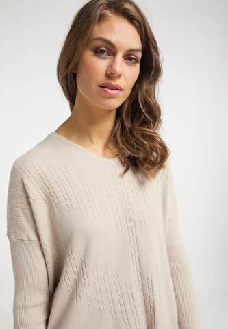 Pullover di Usha in beige