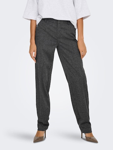 regular Pantaloni con pieghe 'ONLMARNIE' di ONLY in grigio: frontale