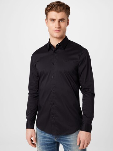 GUESS Slim Fit Риза в черно: отпред