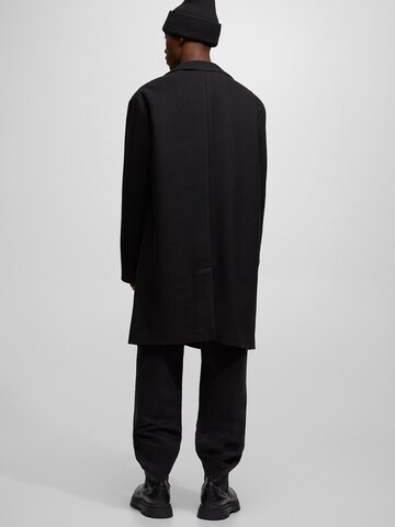 Pull&Bear Between-Seasons Coat in Black