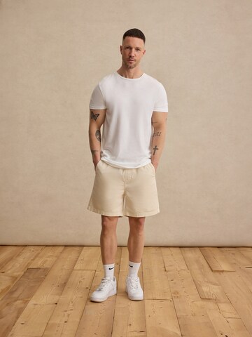 DAN FOX APPAREL Regular Pants 'Vitus' in White