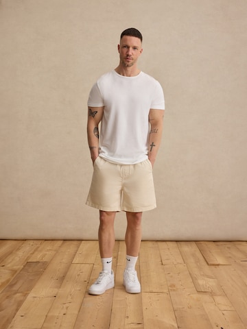 DAN FOX APPAREL Regular Trousers 'Vitus' in White
