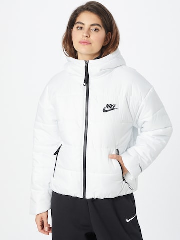 Nike Sportswear Зимняя куртка в Белый: спереди