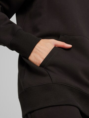PUMASweater majica 'PUMA X PLAYSTATION' - crna boja