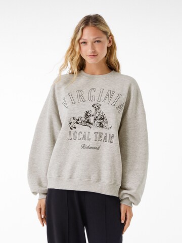 Sweat-shirt Bershka en gris : devant