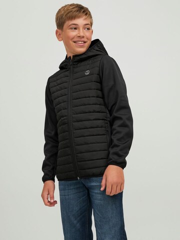 Veste mi-saison Jack & Jones Junior en noir : devant