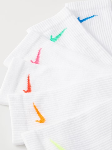 NIKE Спортивные носки 'Everyday Plus' в Белый