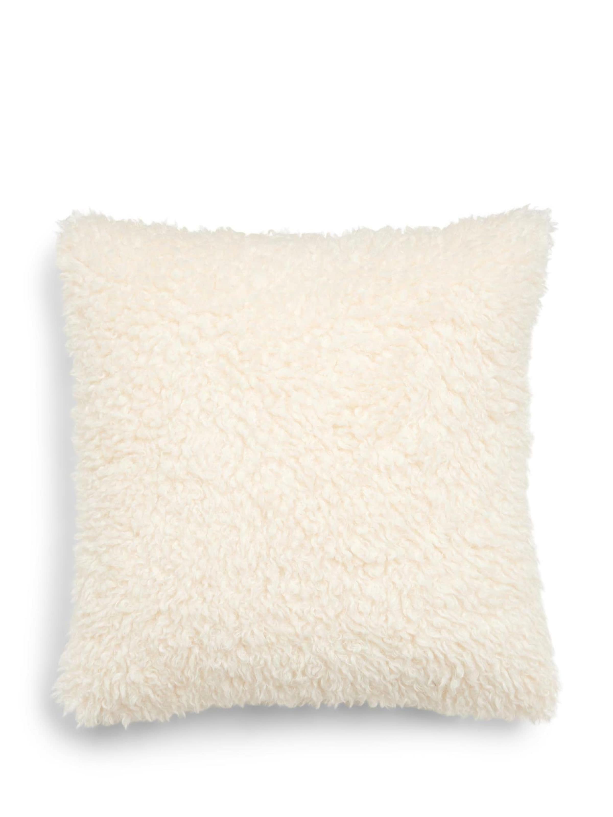 ESSENZA Pillow 'Shelley' in Beige: front
