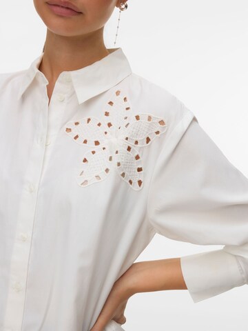 VERO MODA Blouse in Wit