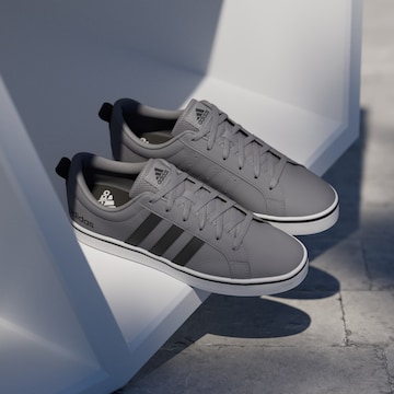 Sneaker low 'VS Pace 2.0' de la ADIDAS SPORTSWEAR pe gri