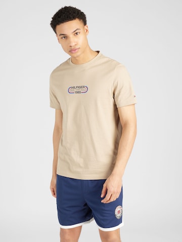 T-Shirt TOMMY HILFIGER en beige : devant