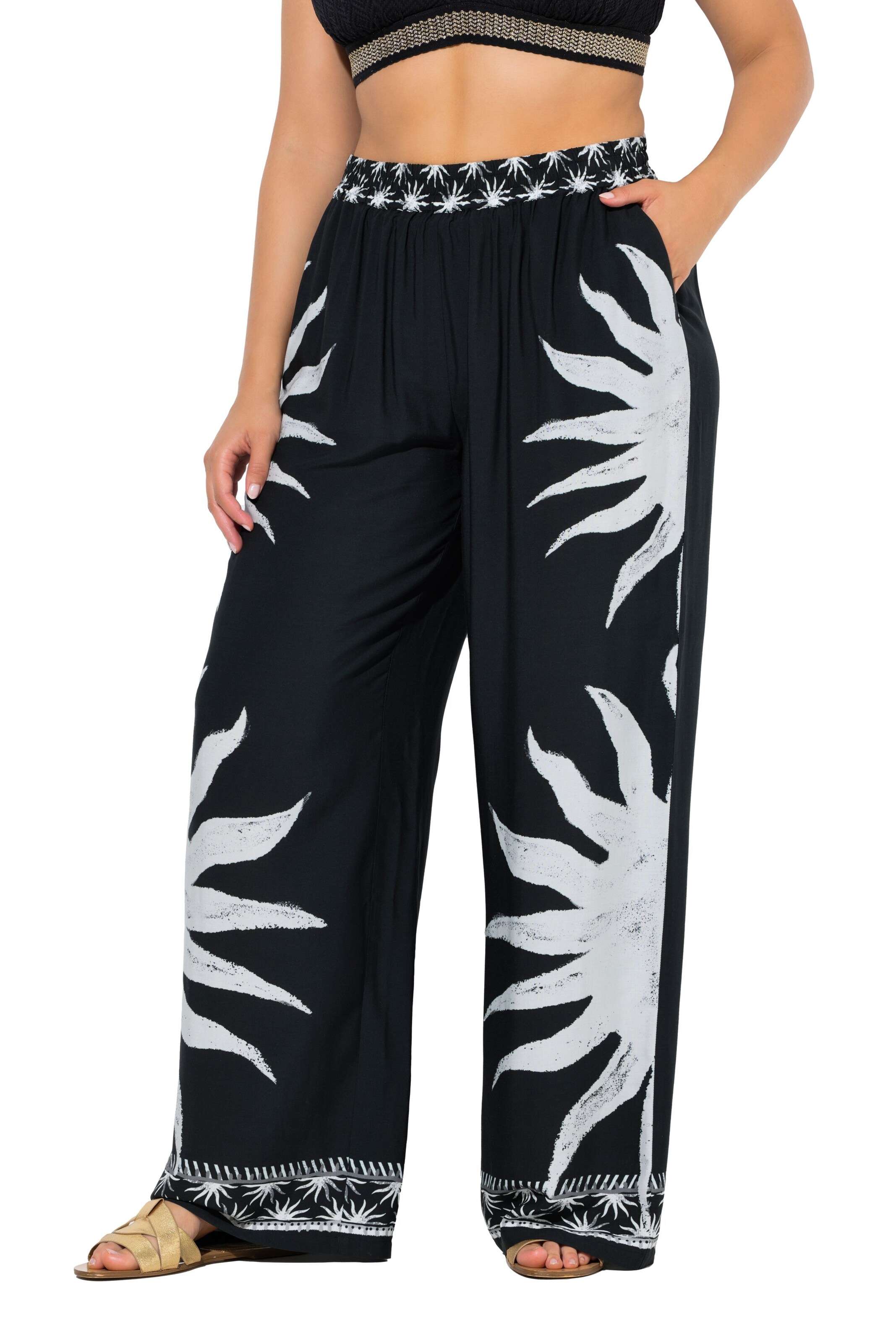 Ulla Popken Loosefit Hose in Schwarz: Vorderseite