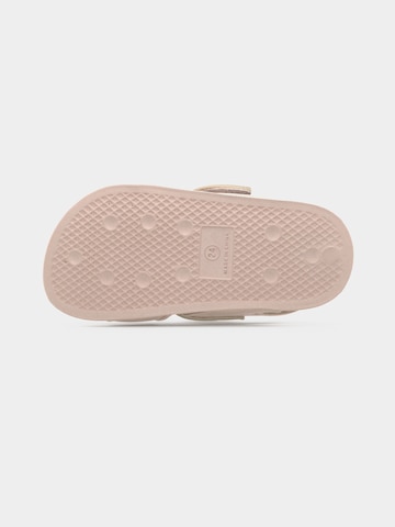 Calvin Klein Jeans Szandálok 'NICO' - rózsaszín