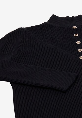 tassia Sweater in Black