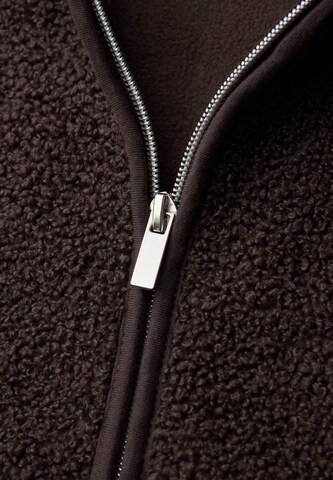 STREET ONE Knit Cardigan in Brown