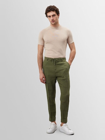 Regular Pantalon Antioch en vert : devant