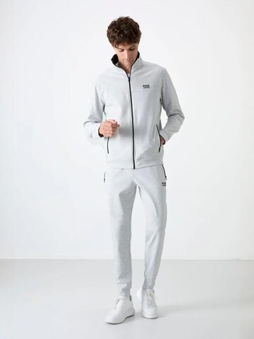 Tommy Life - Fato de jogging em cinzento