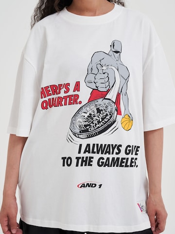 AND1 Oversize póló 'Gameless Trash Talk' - fehér