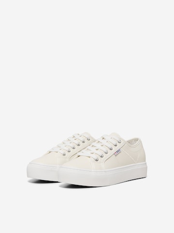 ONLY - Zapatillas deportivas bajas 'ONLNOOMI' en blanco