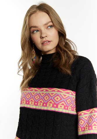 Pullover di IZIA in nero