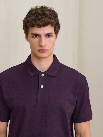 T-Shirt Next en violet
