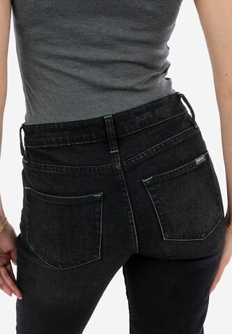 Coupe slim Jean 'Freyday' Suri Frey en noir
