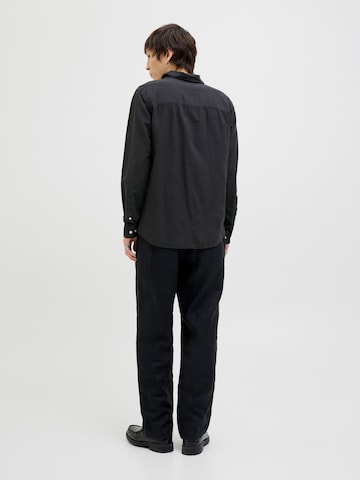 Coupe slim Chemise 'JJEBREEZE' JACK & JONES en noir