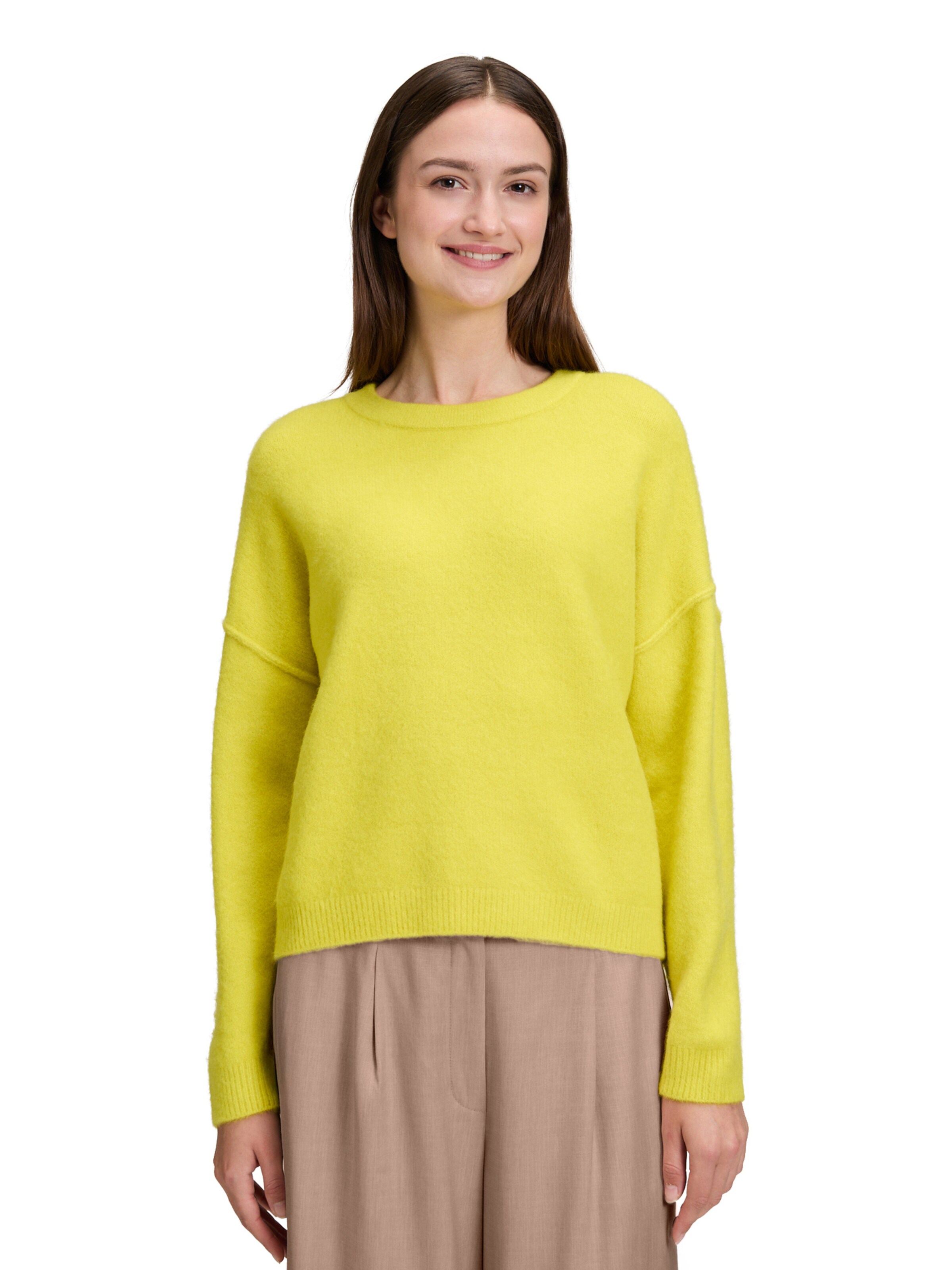 Betty & Co Sweater in Yellow: front