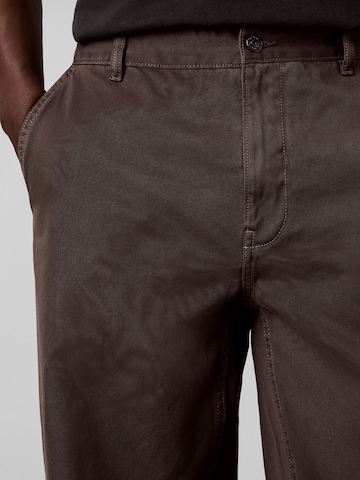 Regular Pantalon chino Calvin Klein Jeans en marron