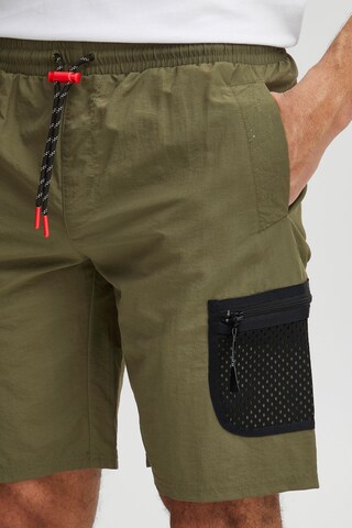 Regular Pantalon 'Peter' INDICODE JEANS en vert