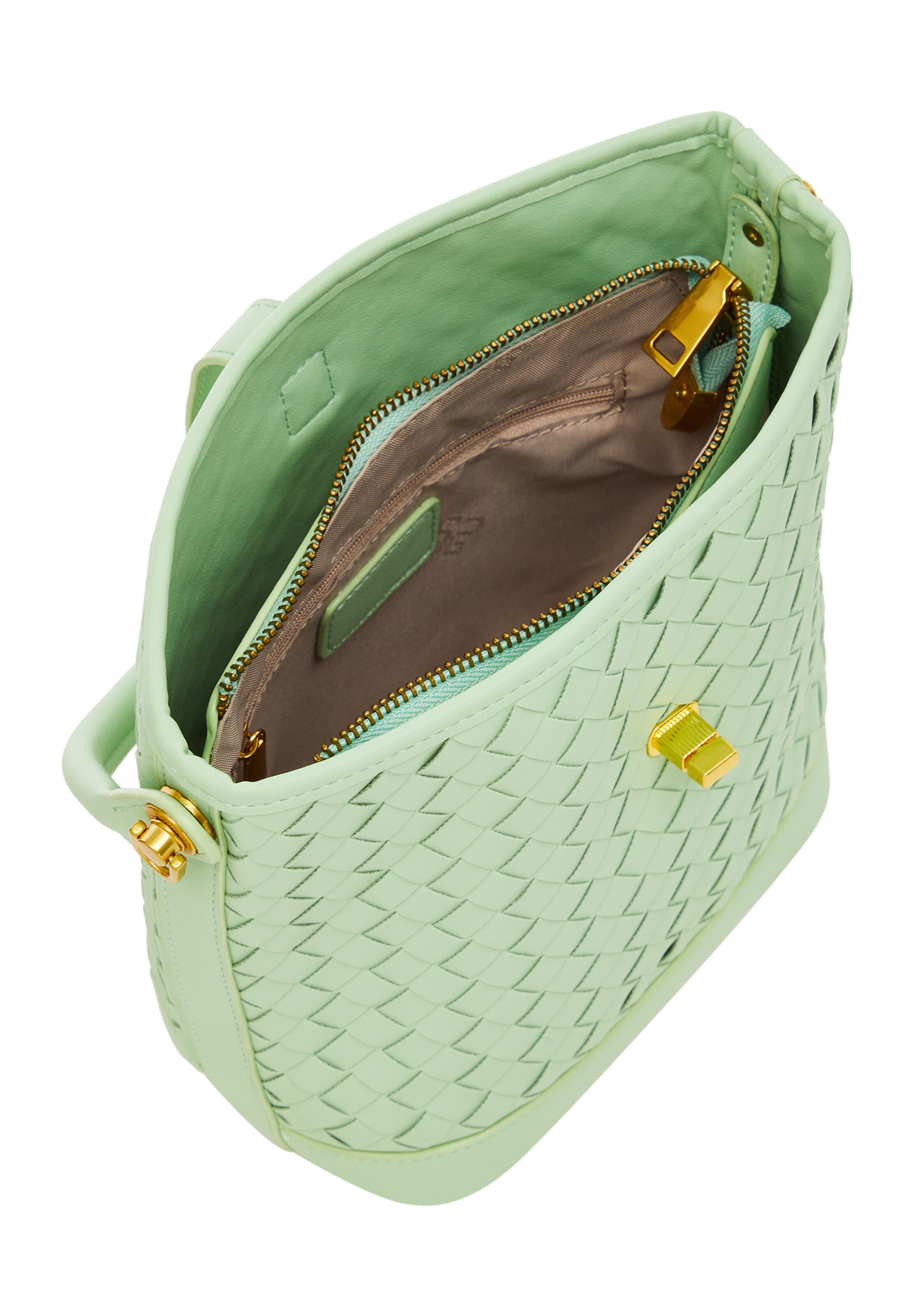 Usha Shoulder Bag in Green