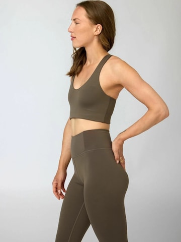 Girlfriend Collective Top ' Float ' – hnědá