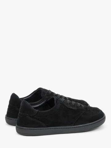 Estro Sneakers '09-3681' in Black