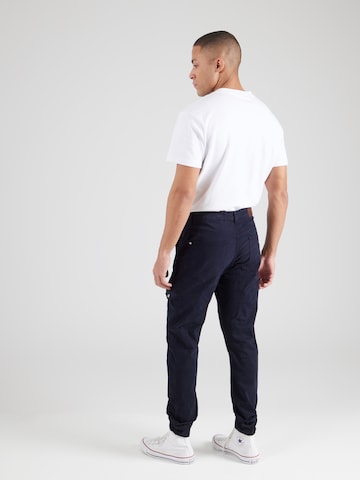 GUESS Tapered Hose 'NEW KOMBAT' in Blau