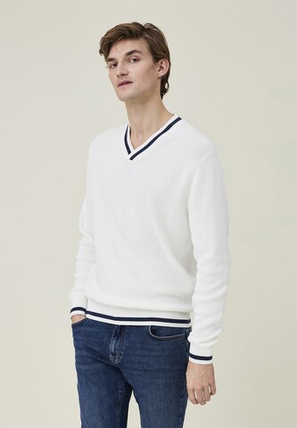 Lexington Sweater 'Stefan' in White: front