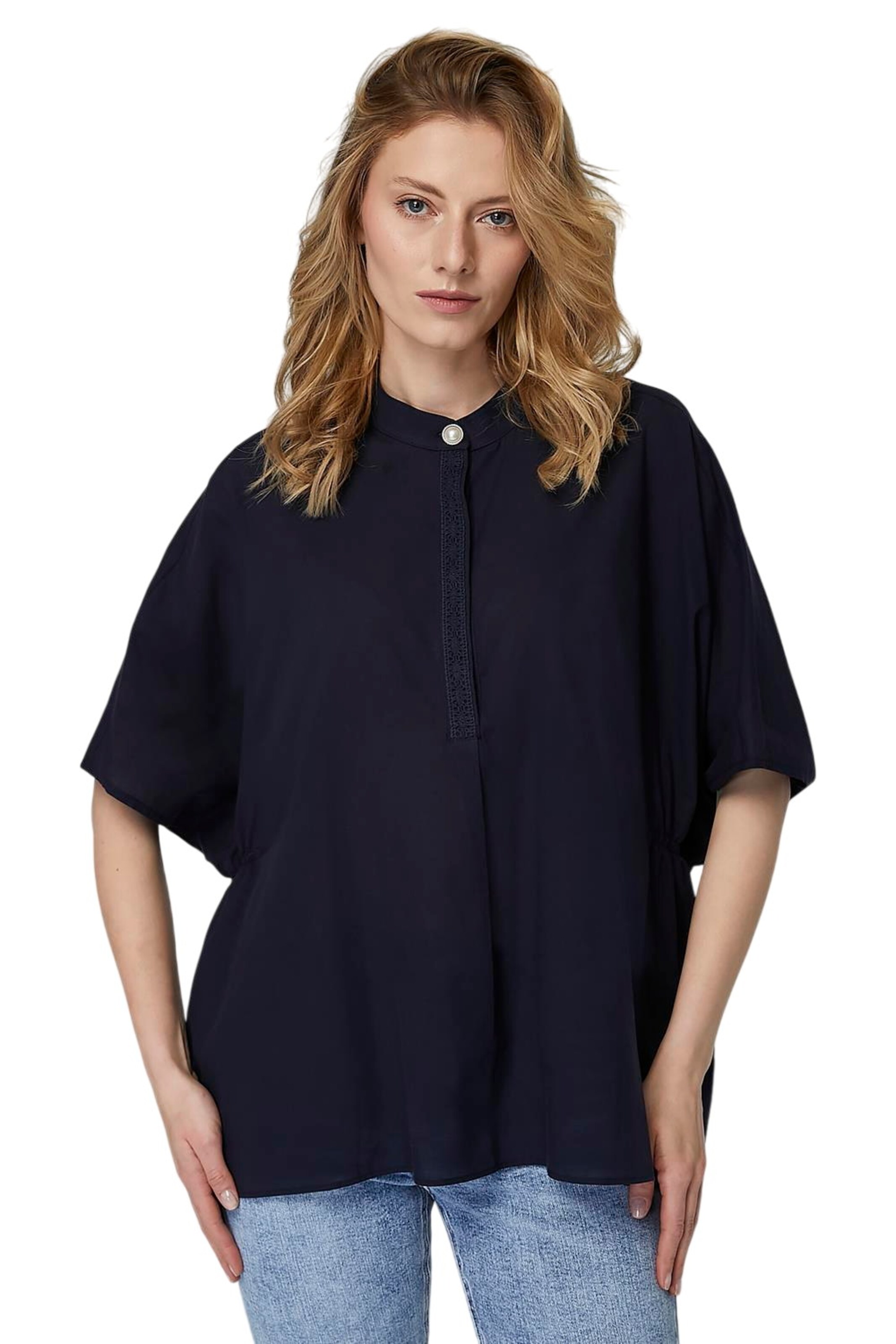 HOME STORE Blouse in Blue: front
