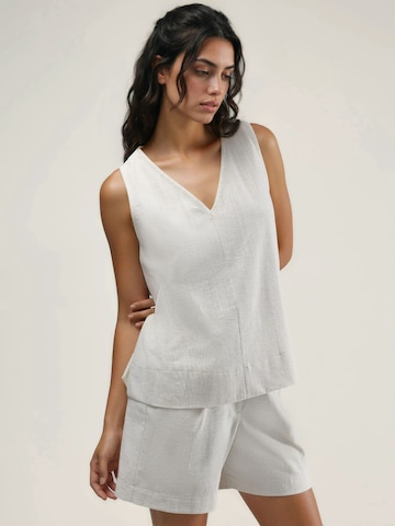 Completo pantalone di Hiccup in bianco
