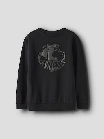 NAME IT - Sudadera en negro