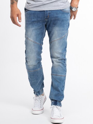 Rock Creek Tapered Jeans in Blue: front