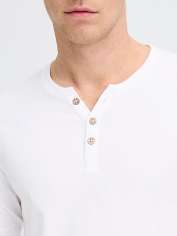 Sweat-shirt ' SDVolko ' !Solid en blanc