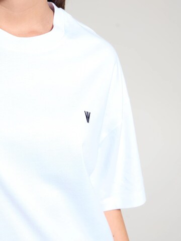 NOWIHT - Camiseta 'Zenobia' en blanco